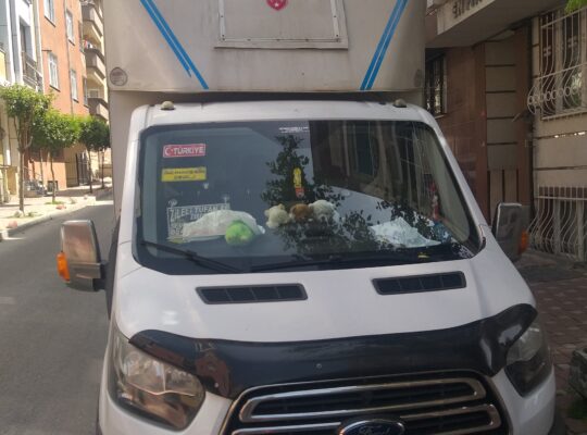 ISTANBUL avrupa kiralık kamyonet