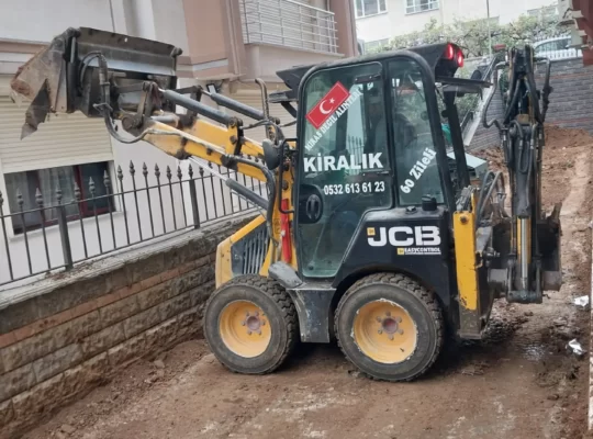 KİRALİK MİNİ KEPÇE BOBCAT TOPKAPI ZEYTİNBURNU FLOR